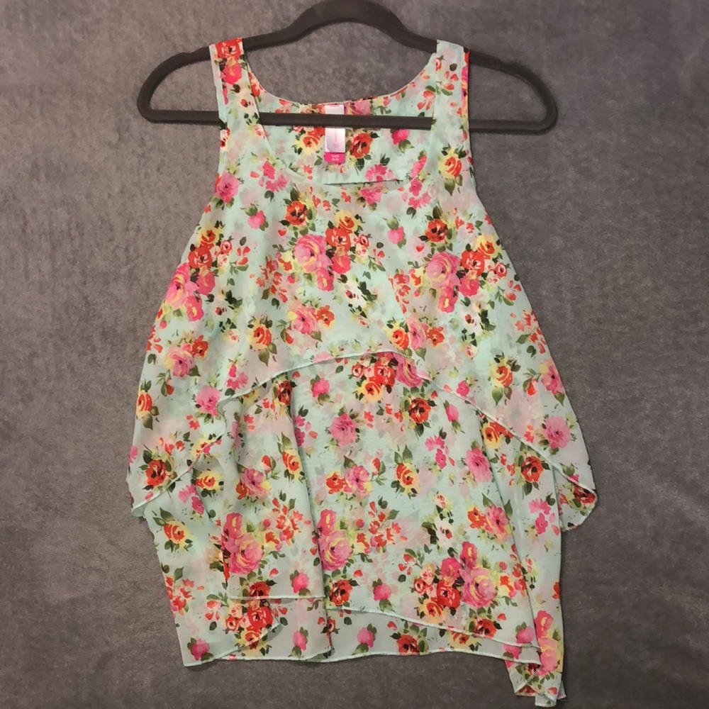 Juniors’ Floral Tank Top